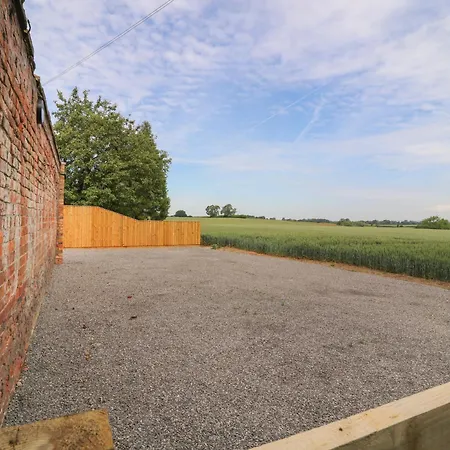 Chestnuts At Youlton Holiday home *